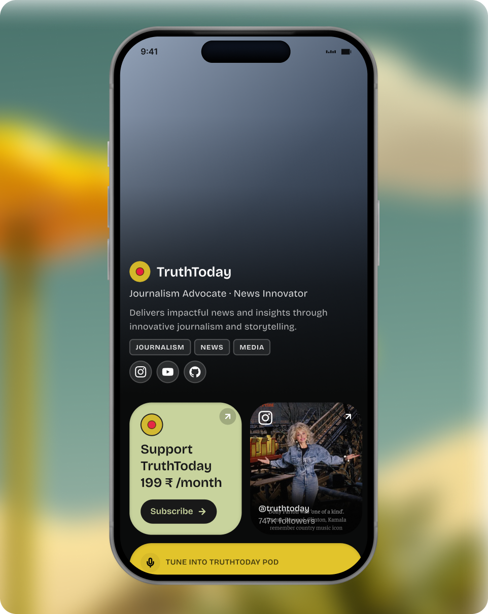 A journalist's swyp page: publication logo, bio and latest posts